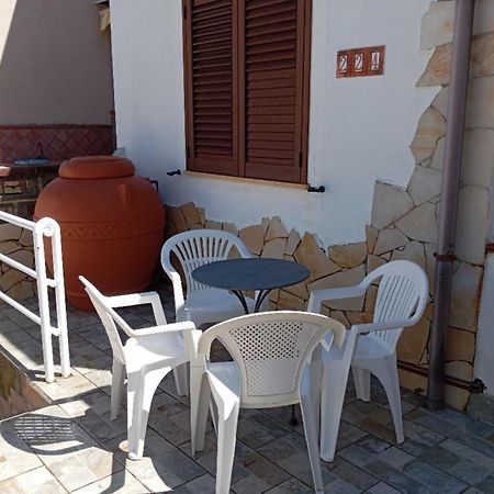 Tra Cielo E Mare Apartamento Capo dʼOrlando Exterior foto